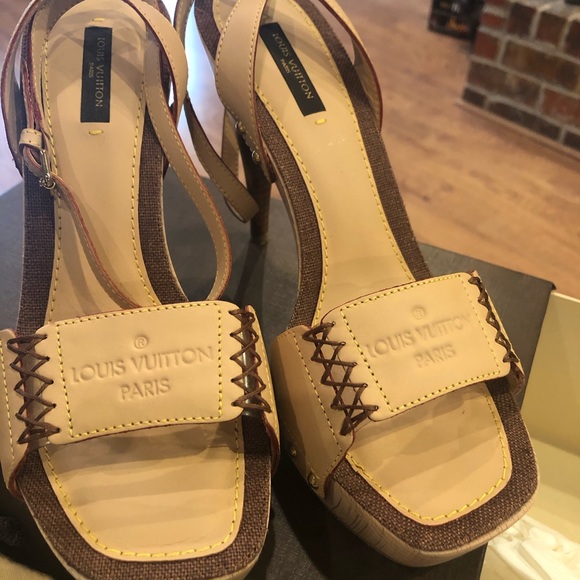 Louis Vuitton heels - Picture 2 of 5